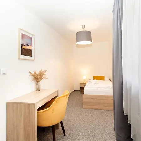 - Dom Horskej Sluzby Otel Tale
